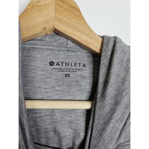 ATHLETA Essence Hooded Tunic Sweatshirt Lightweight Stretch Womens Size XS Grey - Picture 9 of 9